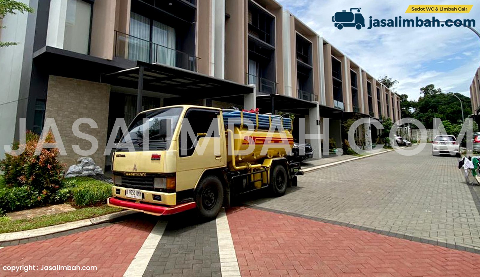 Pulang mudik tapi WC malah mampet dan bau? Ketahui penyebab utama dan cara ampuh mengatasinya. Hubungi jasa sedot limbah profesional kami untuk solusi cepat!